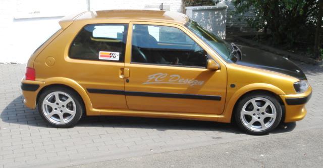 notre voiture publicitaire (1)